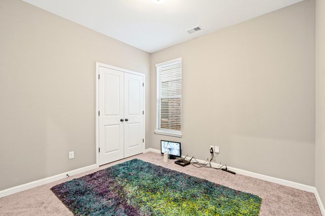 90 CHICKASAW TRACE DR, Oakland, TN 38060