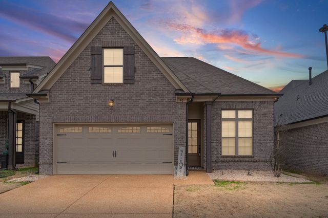 90 CHICKASAW TRACE DR, Oakland, TN 38060