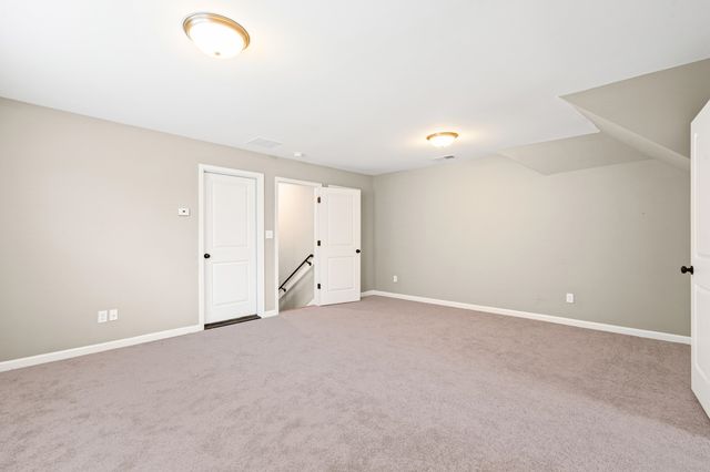 90 CHICKASAW TRACE DR, Oakland, TN 38060