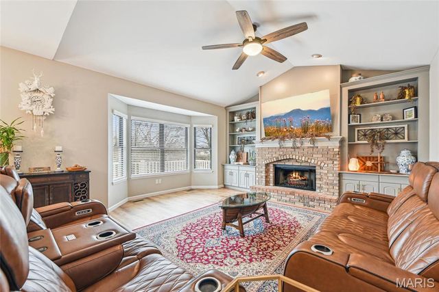 2 Meramec Shores Court, O'fallon, MO 63366