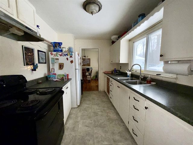 201 Lake Hills Drive, Concord, MI 49237