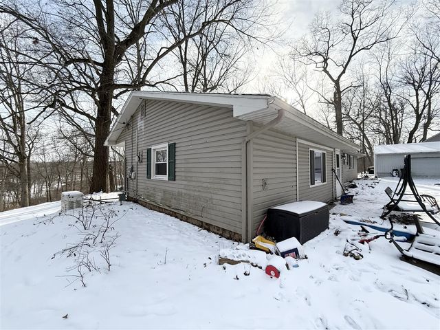 201 Lake Hills Drive, Concord, MI 49237