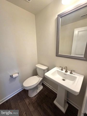 1800 BOULDER DR, Downingtown, PA 19335