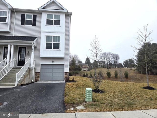 1800 BOULDER DR, Downingtown, PA 19335