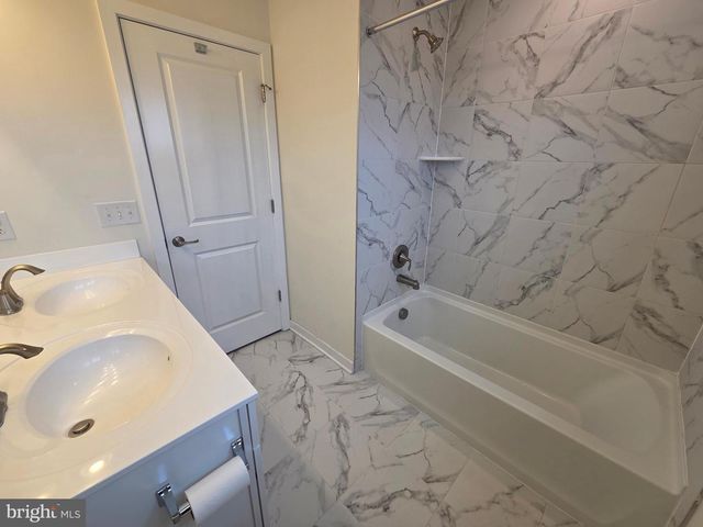 1800 BOULDER DR, Downingtown, PA 19335