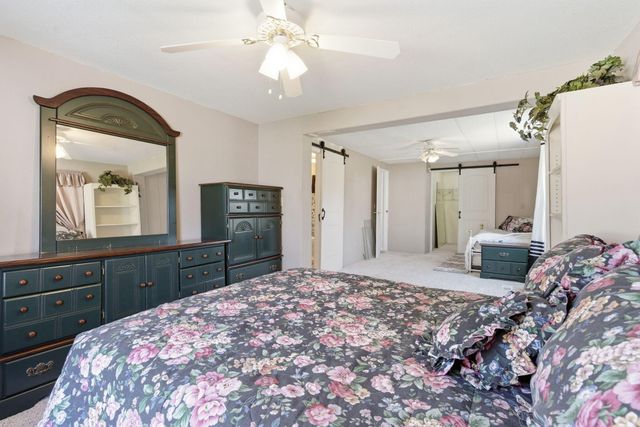 209 Lake Circle Drive, Galena, MO 65656