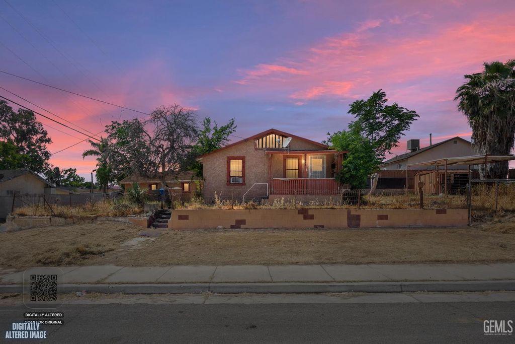 2418 N Inyo Street, Bakersfield, CA 93305