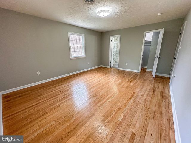 110 RUSSELLCROFT RD, Winchester, VA 22601