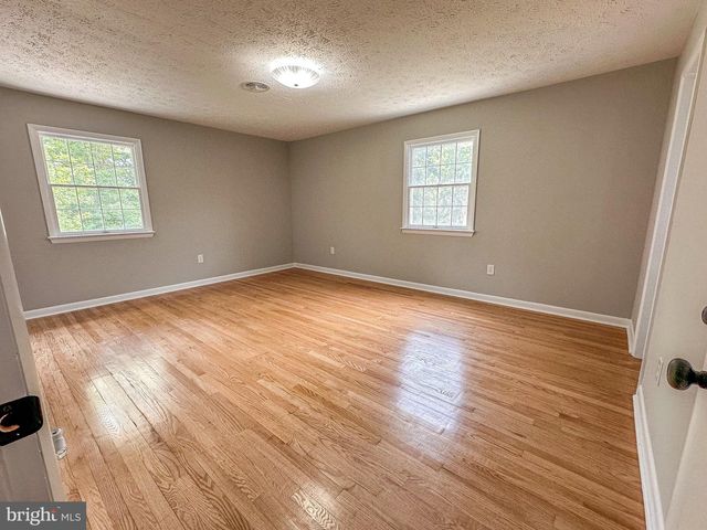 110 RUSSELLCROFT RD, Winchester, VA 22601