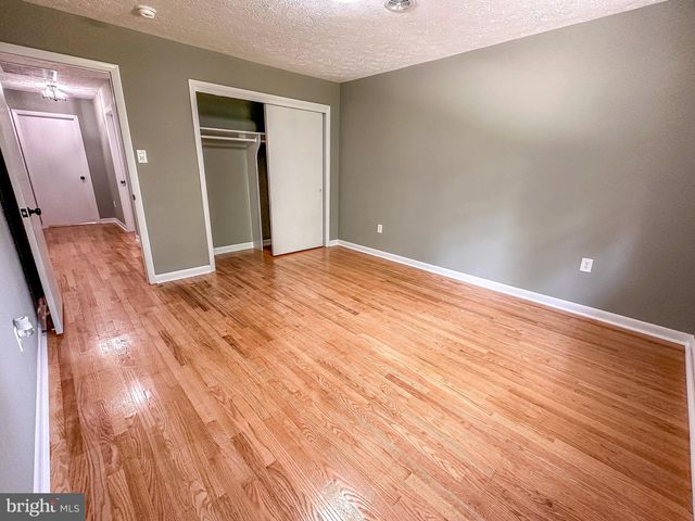 110 RUSSELLCROFT RD, Winchester, VA 22601