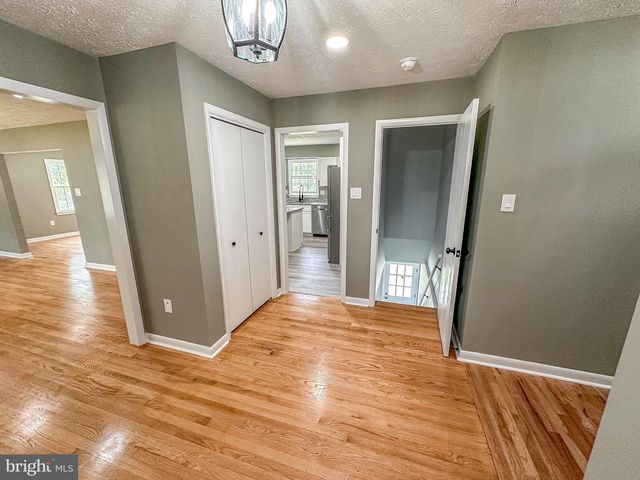 110 RUSSELLCROFT RD, Winchester, VA 22601