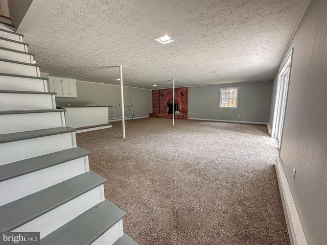 110 RUSSELLCROFT RD, Winchester, VA 22601
