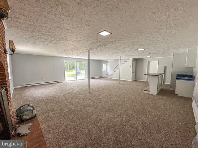 110 RUSSELLCROFT RD, Winchester, VA 22601