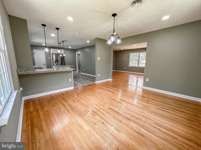 110 RUSSELLCROFT RD, Winchester, VA 22601