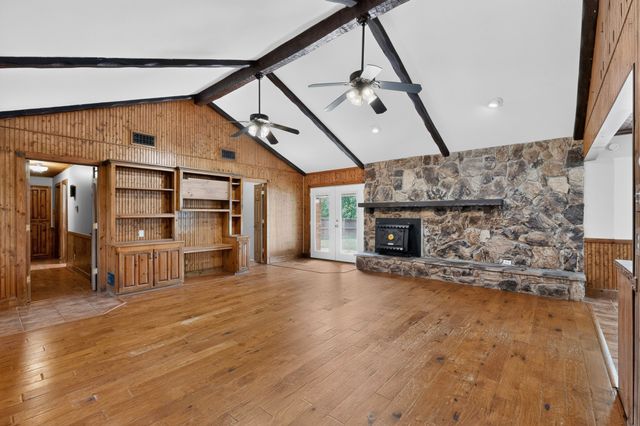 1090 Ashford Lane, Midlothian, TX 76065