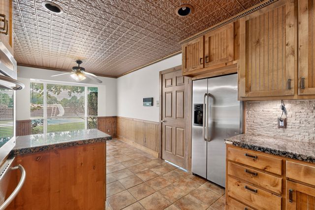 1090 Ashford Lane, Midlothian, TX 76065