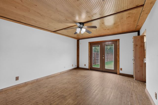 1090 Ashford Lane, Midlothian, TX 76065