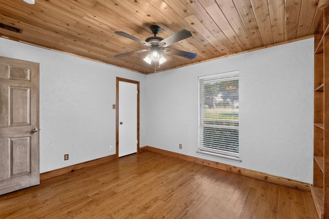 1090 Ashford Lane, Midlothian, TX 76065