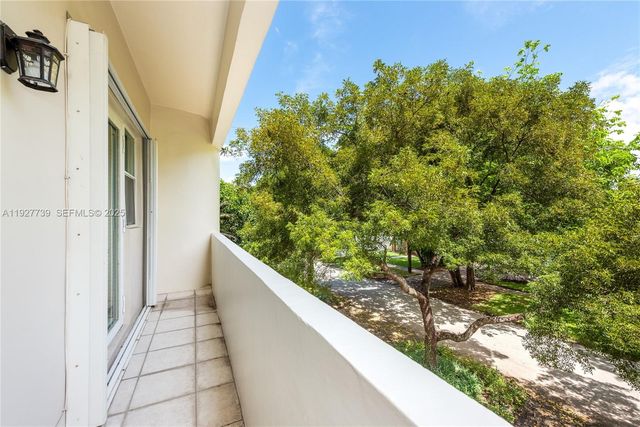 602 Malaga Ave B, Coral Gables, FL 33134