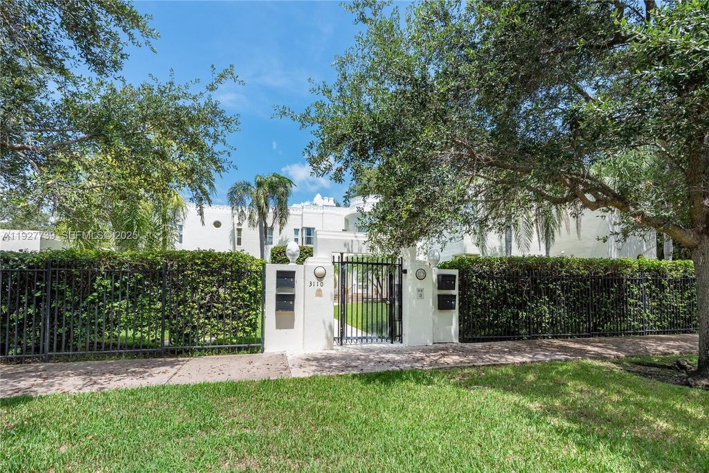 602 Malaga Ave B, Coral Gables, FL 33134