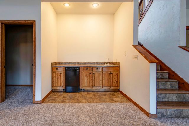 623 N Ritter Avenue, Nixa, MO 65714