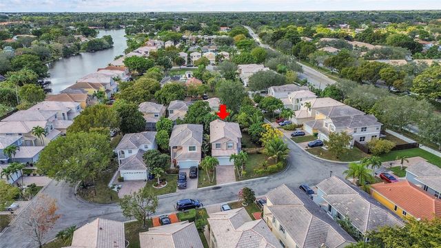 160 NW 97th Terrace, Coral Springs, FL 33071