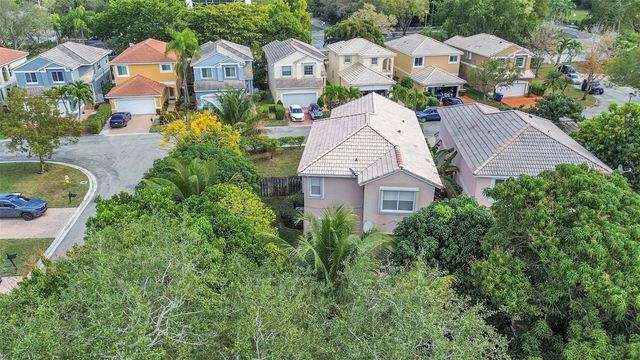 160 NW 97th Terrace, Coral Springs, FL 33071