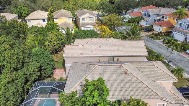 160 NW 97th Terrace, Coral Springs, FL 33071