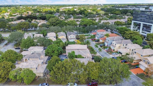 160 NW 97th Terrace, Coral Springs, FL 33071