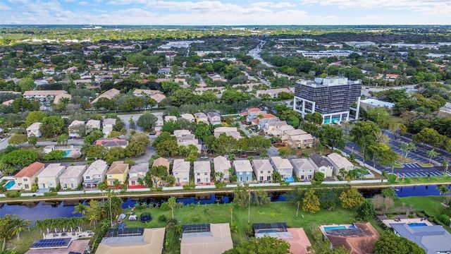 160 NW 97th Terrace, Coral Springs, FL 33071