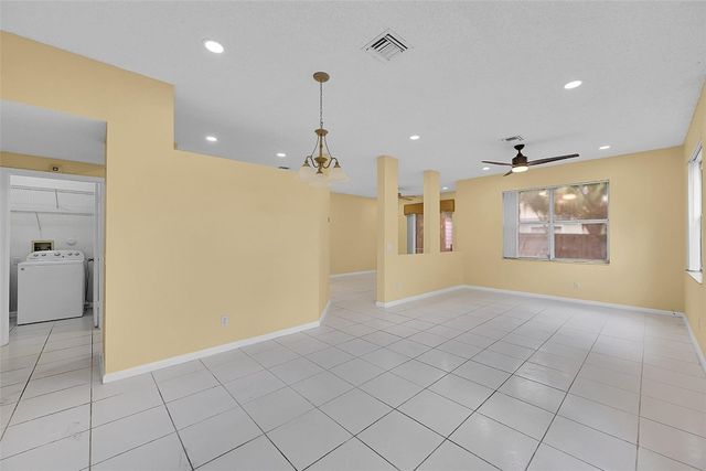 160 NW 97th Terrace, Coral Springs, FL 33071