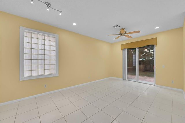 160 NW 97th Terrace, Coral Springs, FL 33071