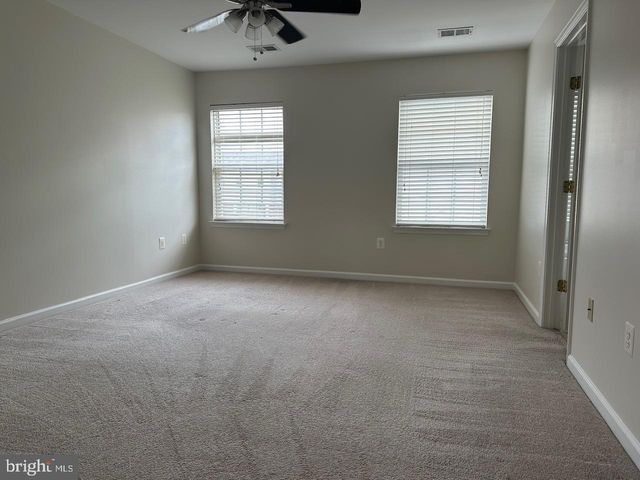 1310 SAUNDERS DR, Fredericksburg, VA 22401