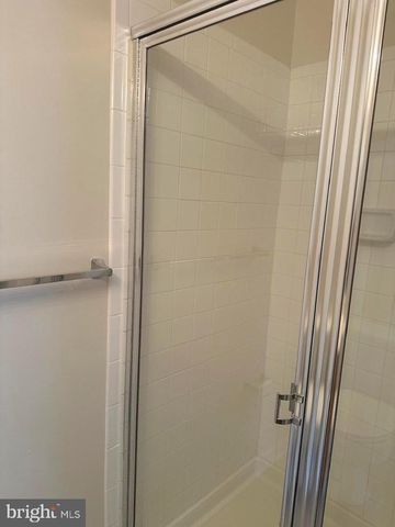 1310 SAUNDERS DR, Fredericksburg, VA 22401