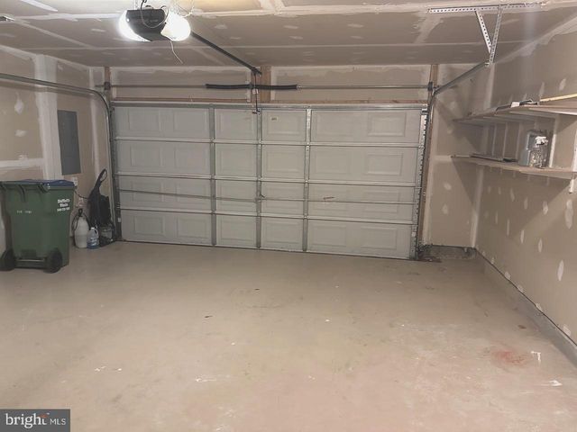 1310 SAUNDERS DR, Fredericksburg, VA 22401