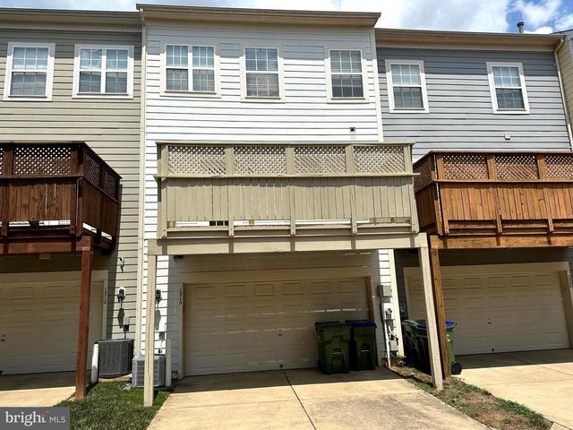 1310 SAUNDERS DR, Fredericksburg, VA 22401