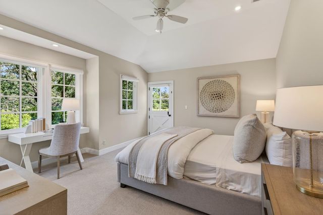 103 Toyon Court, Woodside, CA 94062