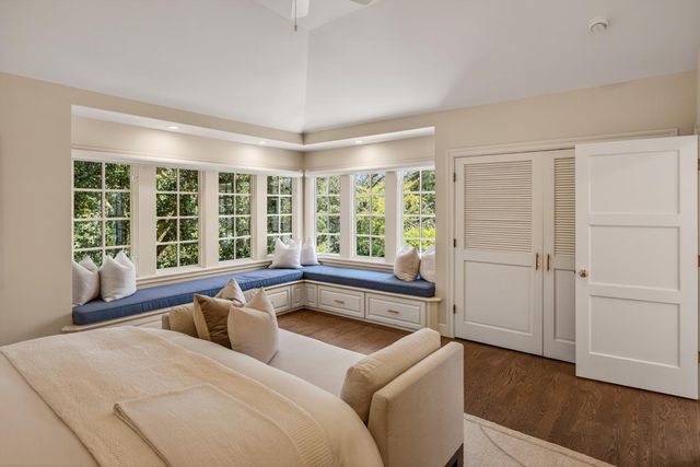 103 Toyon Court, Woodside, CA 94062