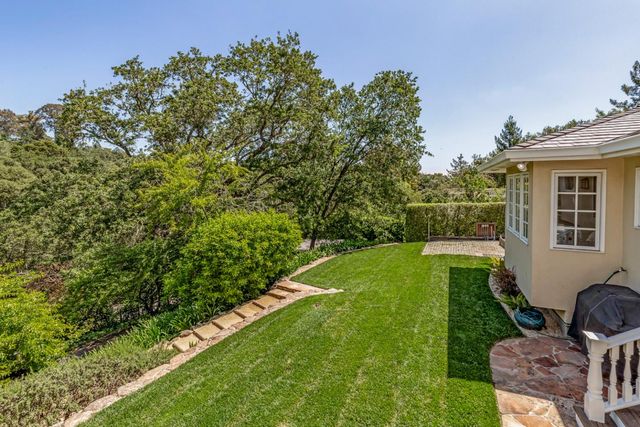 103 Toyon Court, Woodside, CA 94062