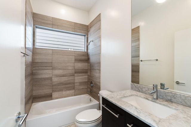 1728 Michigan Street B, Houston, TX 77006
