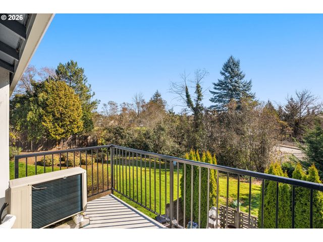 10820 Sw MEADOWBROOK Dr 62, Portland, OR 97224