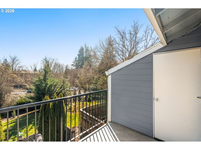 10820 Sw MEADOWBROOK Dr 62, Portland, OR 97224