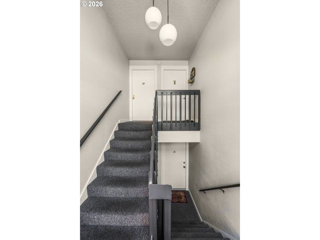 10820 Sw MEADOWBROOK Dr 62, Portland, OR 97224