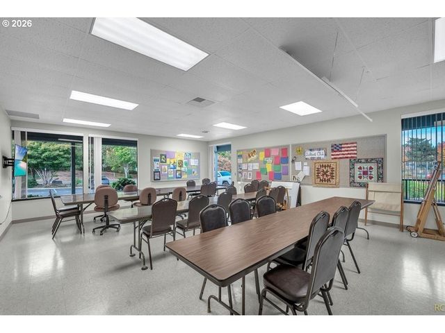 10820 Sw MEADOWBROOK Dr 62, Portland, OR 97224