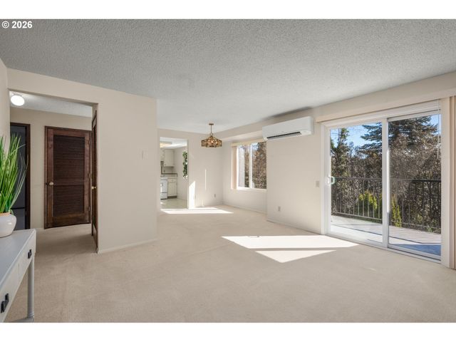 10820 Sw MEADOWBROOK Dr 62, Portland, OR 97224