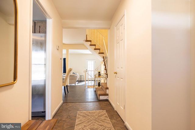 8009 BETHELEN WOODS LN, Springfield, VA 22153