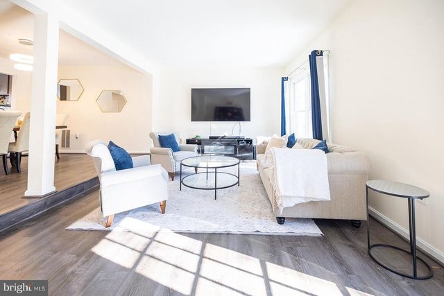 8009 BETHELEN WOODS LN, Springfield, VA 22153