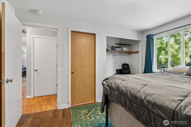 1717 14th Ave SE, Olympia, WA 98501