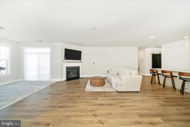 19604 LAVENDER LN, Hagerstown, MD 21742