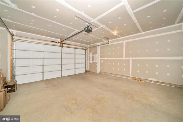 19604 LAVENDER LN, Hagerstown, MD 21742